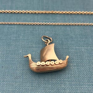 Vintage Viking Ship 14K Yellow Gold Chain/Pendant With Optional 18 Inch Chain