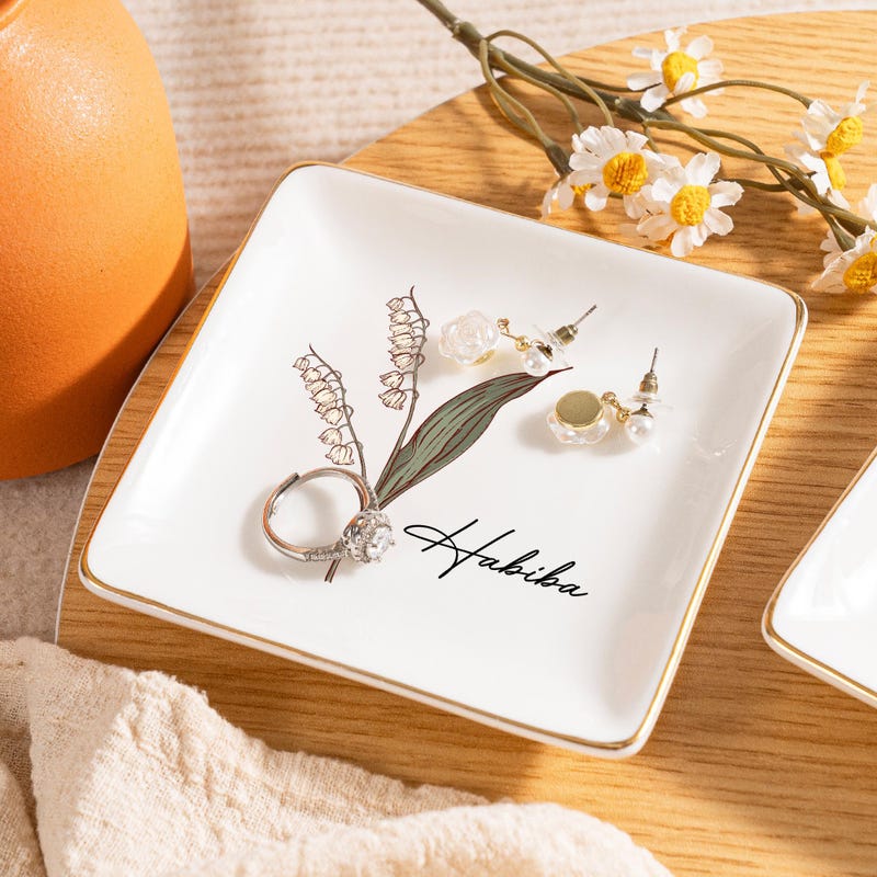 Flor Ring Dish main image 1