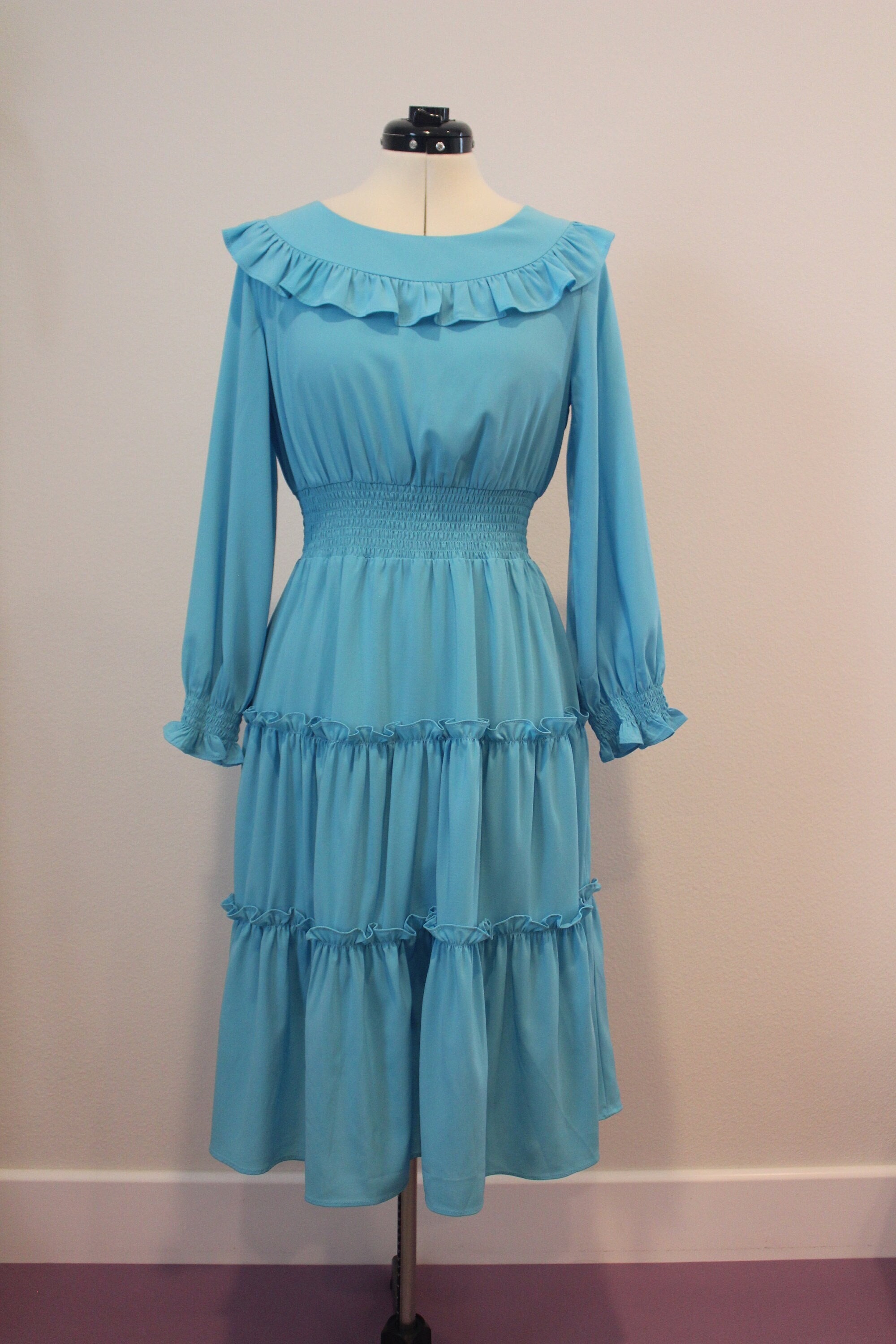 BALLAD LONG SLEEVE DRESS, COCONUT DISNEY HALF DROP