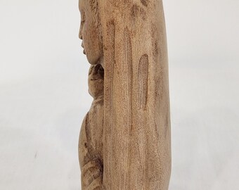 E. ポールの手彫り木製置物、子供を抱く聖母マリア、幼子イエス、彫刻