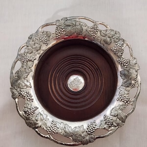 Vintage Wine Champagne Bottle Coaster, Grape Clusters, Silver and Cherry Wood Tone Base, approx 1.5&quot; tall, 7.25&quot; across