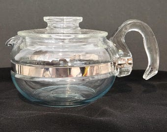 Vtg 1970s Pyrex Flameware Teapot 8446 6-cup, with original Lid, clean, excellent condition