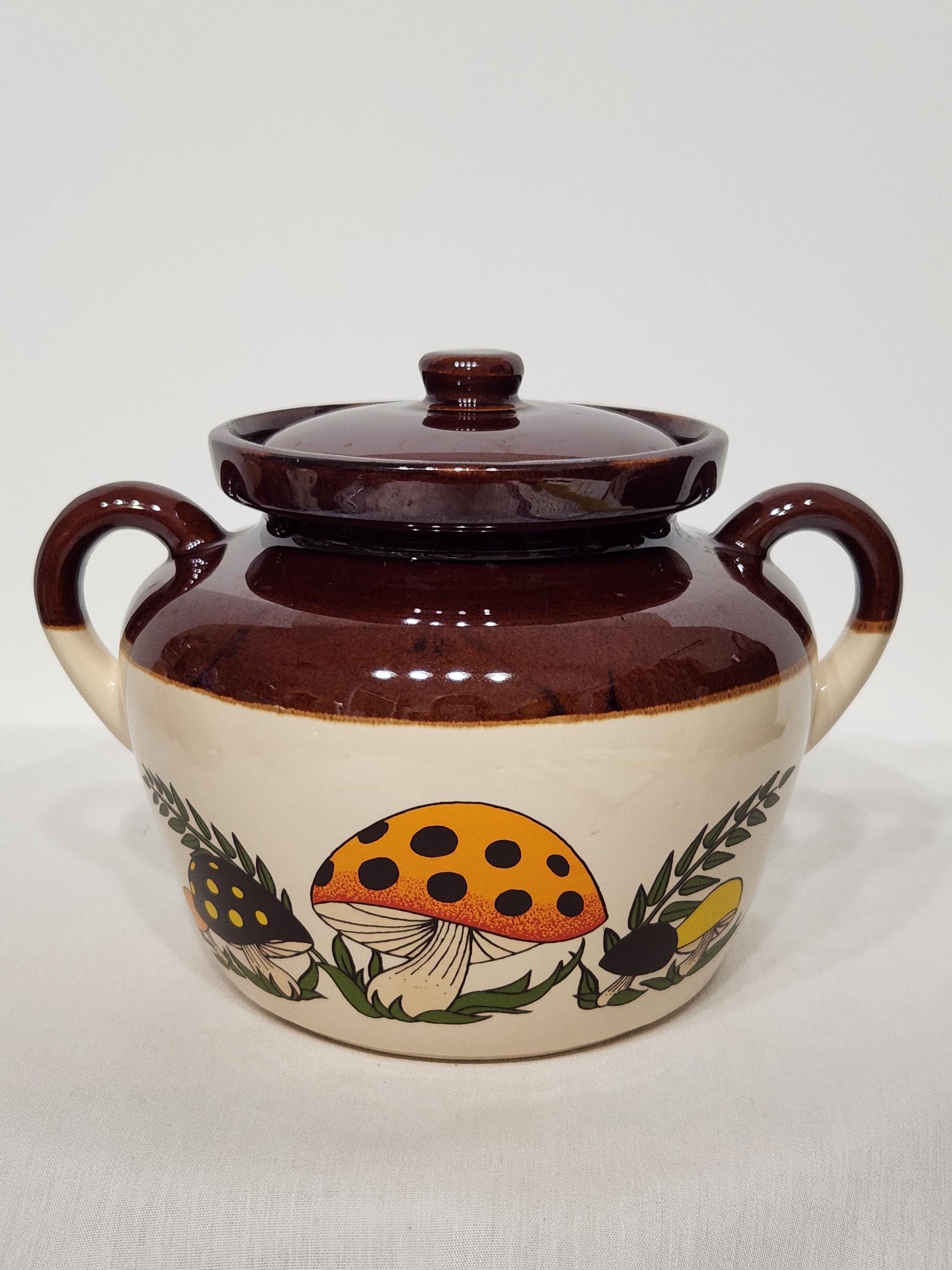 Vtg 1970s Mccoy Merry Mushroom Ceramic Crock Bean Pot W Handles