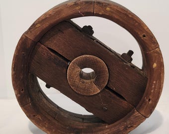 Antique wooden split belt pully wheel, 12", 7.5 lbs, Includes the original center wood pieces which is hard to find. Excellent condition