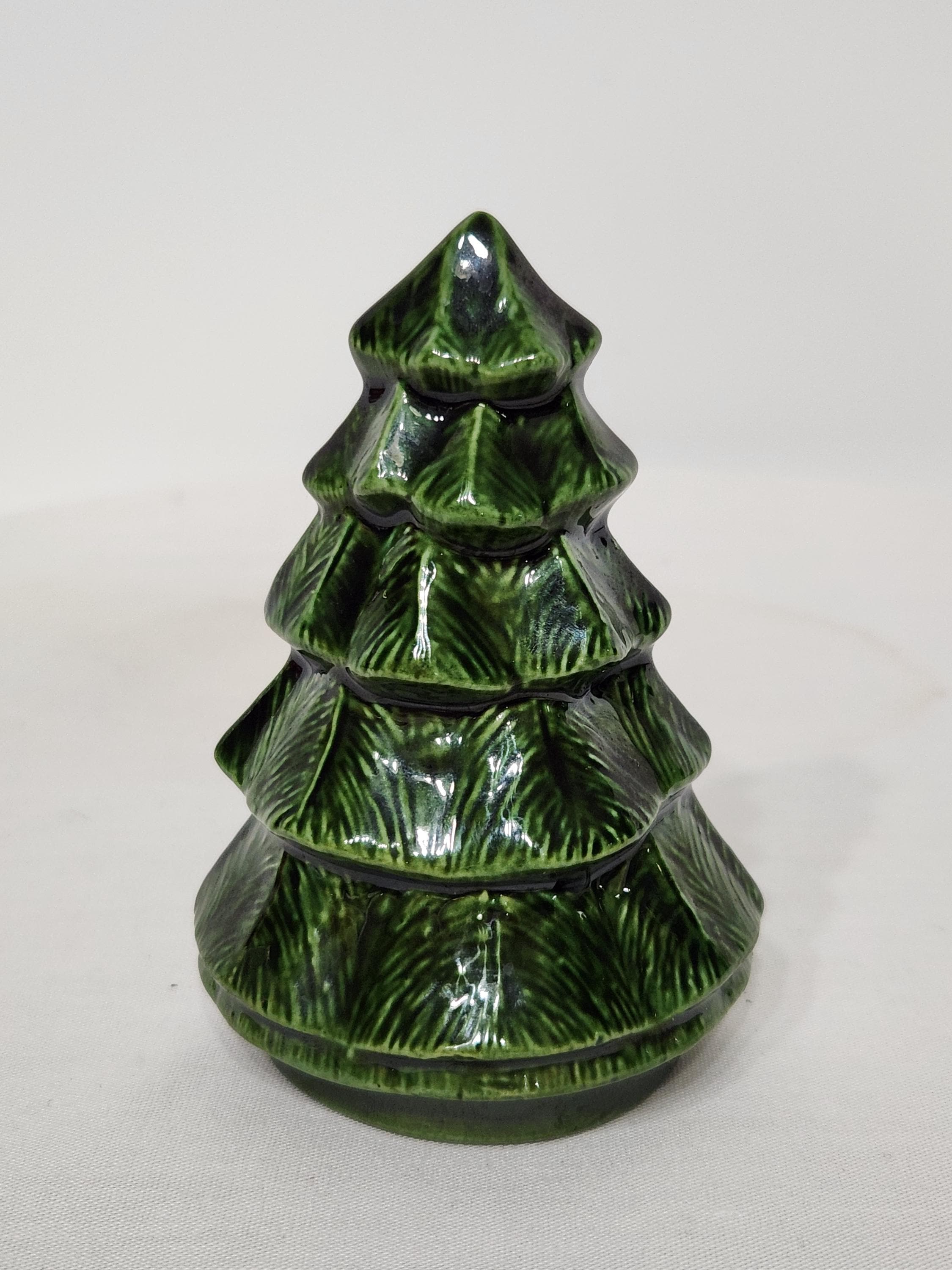 Vtg 1970s Wall Hugging Ceramic Half Christmas Tree, Hobby, Green