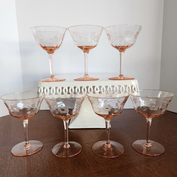 7 pc Pink Etched Champagne Coupes, Depression Glasses, Art Deco, Cocktail Martini 1940s 5 oz