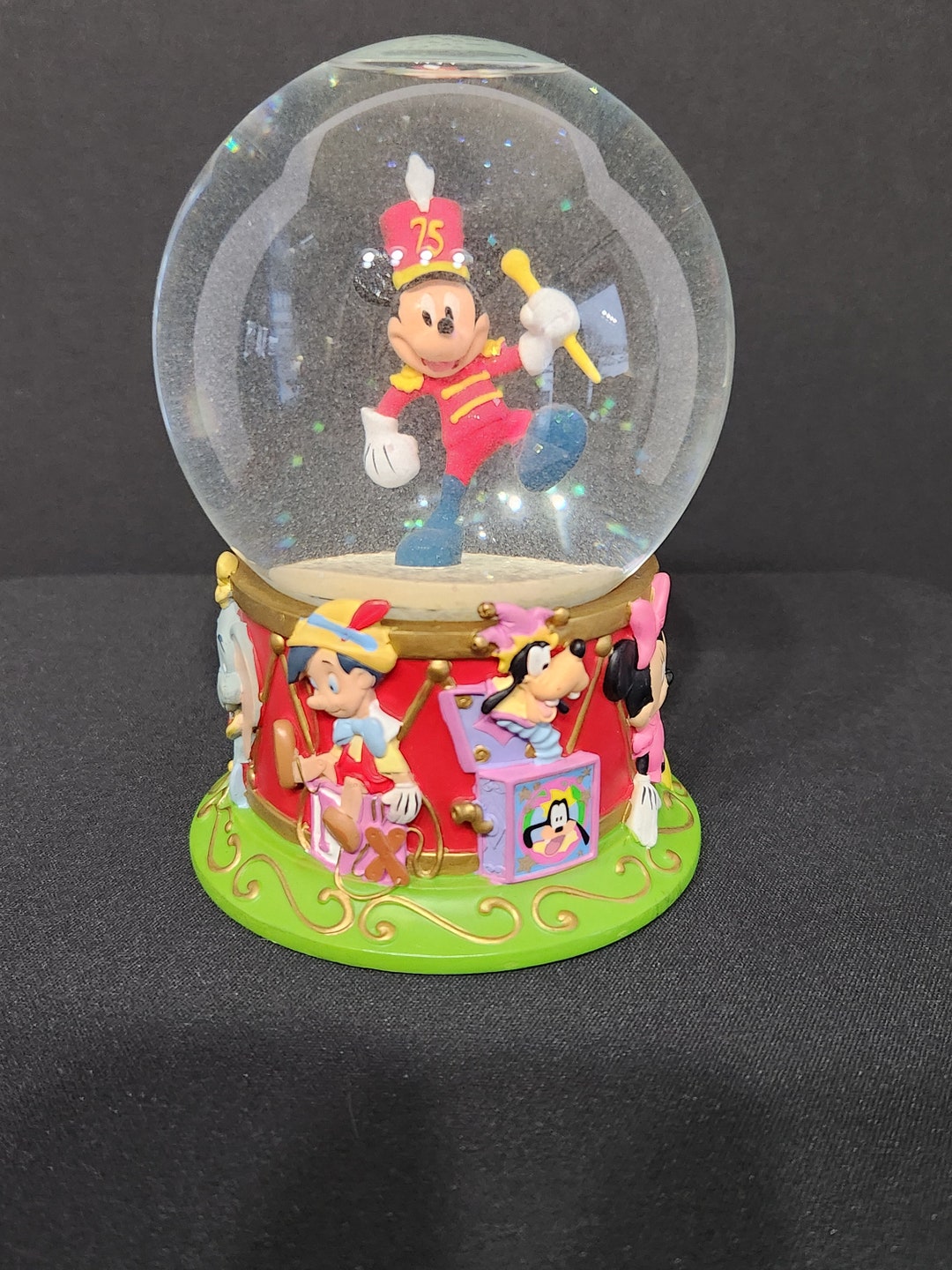 ディズニーストア限定 75周年記念 ミッキーマウス グリッター スノー