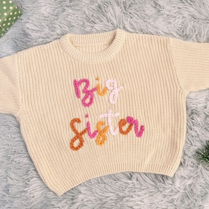 Große Schwester Pullover für große Sis Chunky Pullover für Baby-Ankündigung bestickter Pullover für Lil Sis Sweatshirt Baby Name Pullover große Schwester