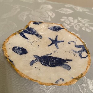 Sea Turtle Handmade 24K  Decoupage Scallop Shell Trinket Dish In Gift Box