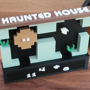 Atari 2600 Diorama - Haunted House - Art / Shelf Decor - Halloween Season