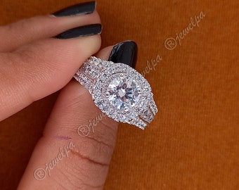 3 CT Lab Grown Diamond Ring – Round Cut Unique Engagement Ring with Halo Setting – Anniversary or Wedding Gift For Her, Handmade Jewelry