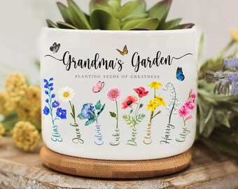 Custom Birth Month Flowers Grandma's Garden Plant Pot, Mom's Garden, Mothers Day Gift for Grandma, Mini Flower Pot, Nana Succulent Pot