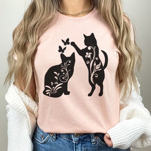 Floral Cat Shirt Cat Mom Shirt Butterfly Cat Shirt Cat Lover Gift for Cat Mom Floral Graphic Tee Animal Lover Shirt Gift for Her