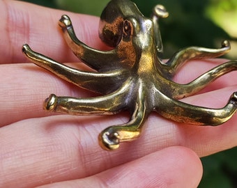 Copper art Ferocious  copper octopus statue, sea  anmimal sculpture, small octopus Mini miniature Collect octopus Ornaments