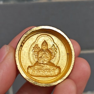 Mini Nepal Buddha Statue Copper Mold, Collect Tibet Buddhism Temple Wipe Shakyamuni Buddha mold Figurine Home Decor, Feng shui decor Unique