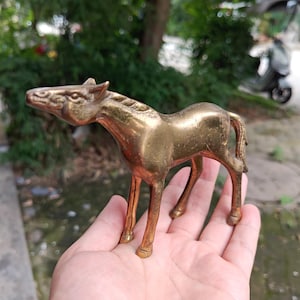 Feng shui horse only one Vintage horse Figurine, Copper horse Statue, Vintage Mid-Century Modern horse Brass Ornament Figurine Vintage finds