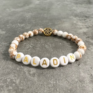 D & D Paladin Personalisiertes Namensarmband, Geschenk für DnD Dungeons und Dragons Spieler, Nerd Schmuck, Critical Role Schmuck, Gamer Geschenk
