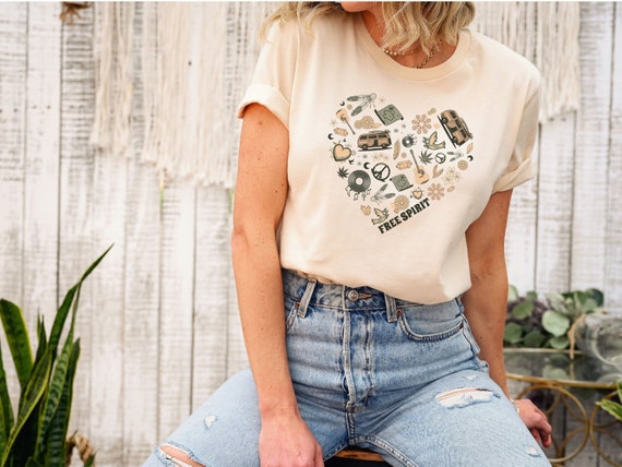 Camisa de mujer de espiritu libre camisetas graficas ropa de mujer camisa linda camiseta grafica de mujer camisetas lindas para mujer Etsy Espana