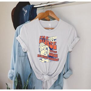 T-shirt donna infermiera e umorismo medico,