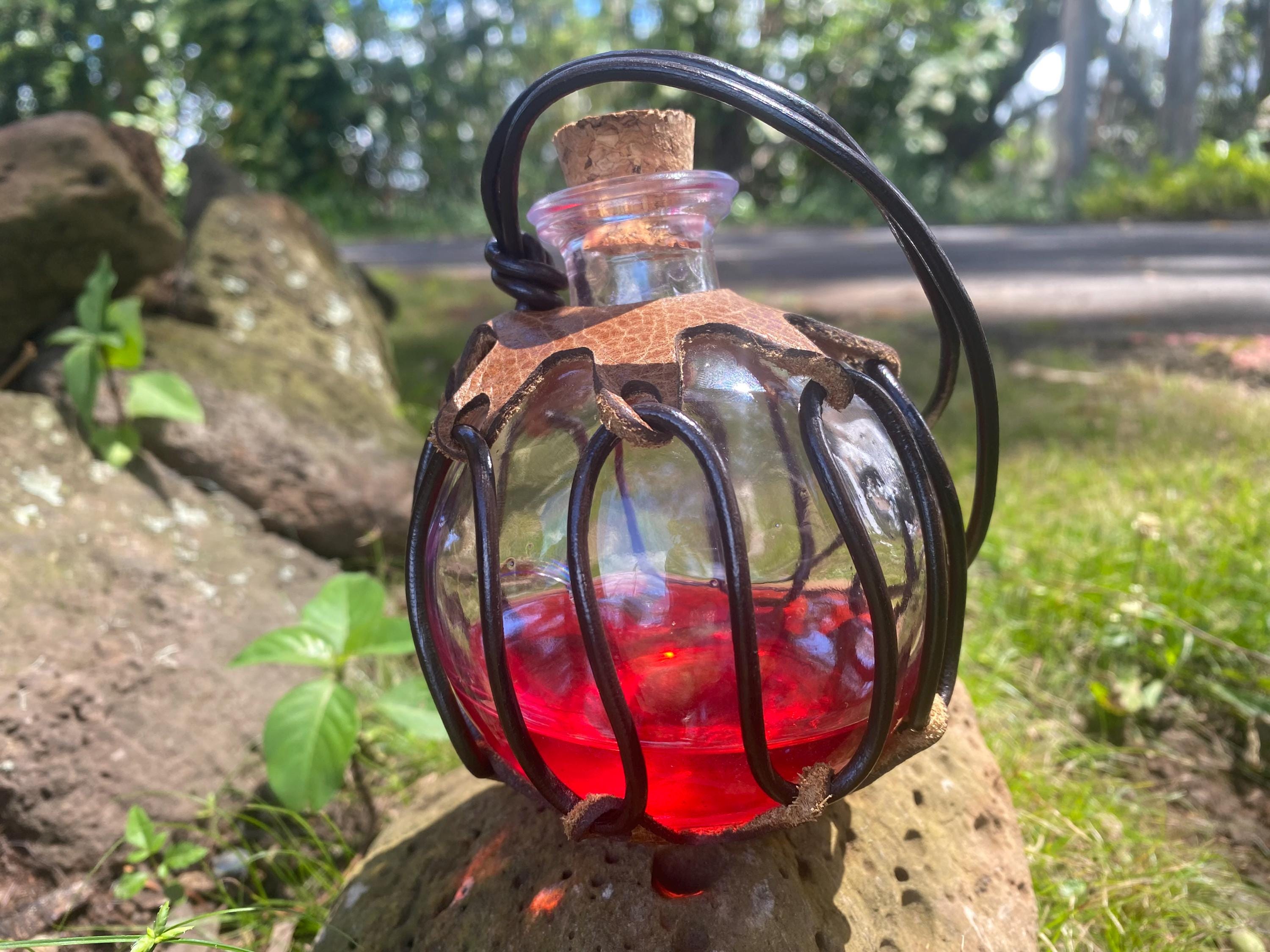 Round Glass Belt Potion Bottle with Genuine Leather