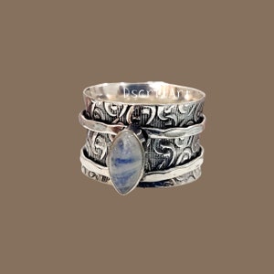 Anillo giratorio de piedra lunar con forma de marquesa, anillo de banda de plata de ley 925, anillo de banda ancha, regalo para novia, anillo de meditación