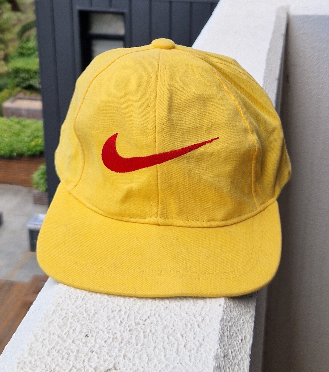 small nike cap