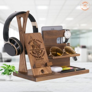 US Army Gift for Men, Proud to Be an Army Military, Personalized Headphone Holder for Soldiers on Military Appreciation, Veteran Fathers Day