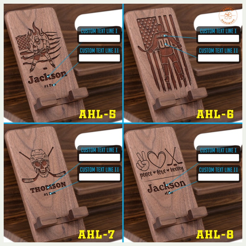 Puede incluir: Cuatro soportes de tel&eacute;fono de madera con diferentes dise&ntilde;os de tem&aacute;tica de hockey. Los soportes est&aacute;n hechos de madera oscura y tienen un recorte para un tel&eacute;fono. Los dise&ntilde;os incluyen un jugador de hockey con una bandera estadounidense, una calavera con palos de hockey, un signo de paz con un coraz&oacute;n y palos de hockey, y un jugador de hockey con el n&uacute;mero 00 en su camiseta.