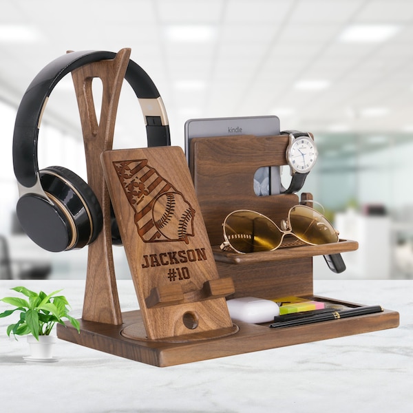 Personalized Georgia Gift with Half Football Half Player - Unique Headset Organizer for Bulldog Fan Coach Team on Graduation Xmas Birthday