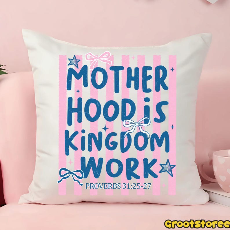 Mamma religiosa PNG, Maternità cristiana PNG, Versetto biblico grafico PNG, Regalo cristiano per la festa della mamma PNG, Design per sublimazione per maglietta a tema fede immagine 5