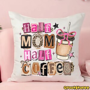 Coffee Mama PNG, Halvmamma Halvkaffeskjortadesign, Retrorutig kokettrosett, Leopardfärgad mors dag digital nedladdning bild 6