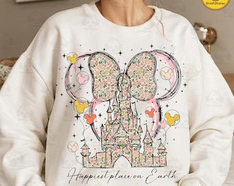 Lugar Mais Feliz da Terra PNG, Castelo Mágico Floral PNG, Reino Mágico Floral PNG, Férias em Família de Desenho Animado Coquette PNG, Camiseta de Família PNG