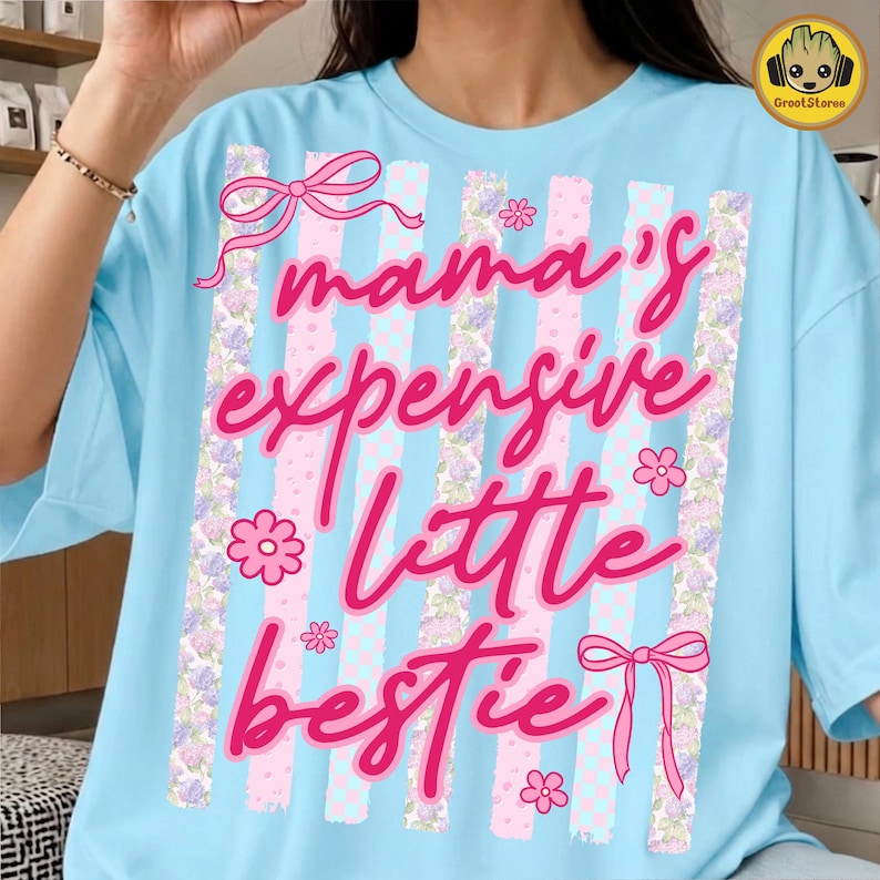 Mammas dyra bästa vän png, mors dag png, år 2000 retro 90-tals png, småbarnsflicka png, rutig randig barn-png, trendig söt design bild 1