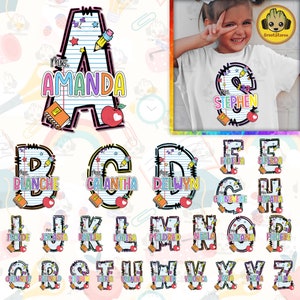 Alfabeto de nombre personalizado Nombre del maestro Png, Dibujos animados de regreso a la escuela Png, Lápiz de manzana Png, Maestro Png, Lápiz Groovy Png, Dibujos animados de escuela Png