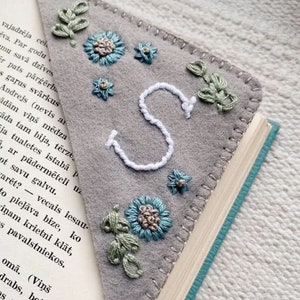 Personalized Hand Embroidered Corner Bookmark Felt Triangle Winter