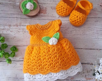 Senfgelbes Häkelset für Matilda-Puppe (PDF) – Kleid, Haargummi mit Blume und Schuhe, Häkelpuppenkleidung, Amigurumi-Accessoires