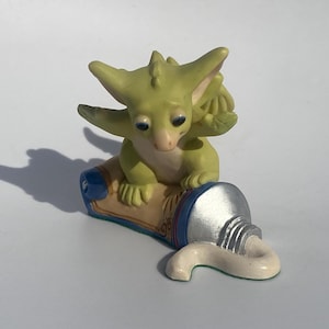 Squish Pocket Dragon - Skurrile World Of Pocket Dragons von Real Musgrave Hand Made 1999