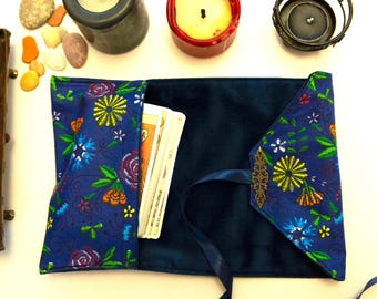 Tarot card wrap, Blue Tarot bag, Tarot pouch, Tarot Case, Tarot Deck Mat, Tarot box, Tarot card holder, Oracle card wrap, Witchy gift