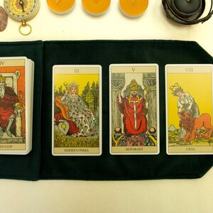 Tarot card wrap, Green Tarot bag, Tarot card holder, Velvet Tarot desk pouch, Case, Box, Gift for Witches, Oracle, Tarot Card Protector