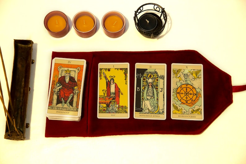 Tarot card wrap red, Tarot card bag velvet, Tarot pouch, Oracle deck case, Velvet Tarot card Holder,  Gift for Witches, Tarot Accessories