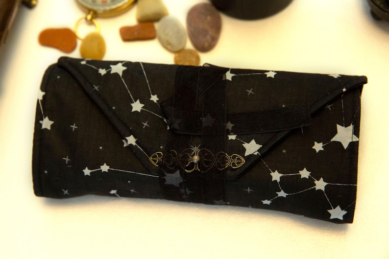 Black Tarot Card Wrap OOAK – Velvet Tarot Reading Cloth & Cotton Deck Holder with Pocket, Travel Tarot Case, Oracle Card Pouch, Witchcraft Gift