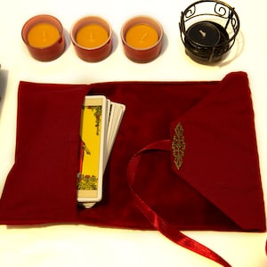 Emballage rouge pour cartes de tarot, pochette pour cartes de tarot en velours, pochette de tarot, étui pour jeu de cartes Oracle, porte-cartes de tarot en velours, cadeau pour sorcières, accessoires de tarot