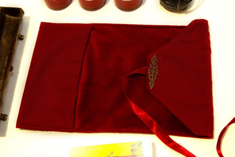 Tarot card wrap red, Tarot card bag velvet, Tarot pouch, Oracle deck case, Angel card holder, Lenormand tarot box, Witchy gift