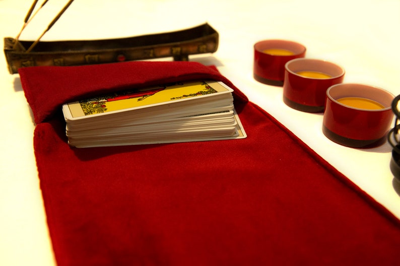 Tarot card wrap red, Tarot card bag velvet, Tarot pouch, Oracle deck case, Velvet Tarot card Holder,  Gift for Witches, Tarot Accessories