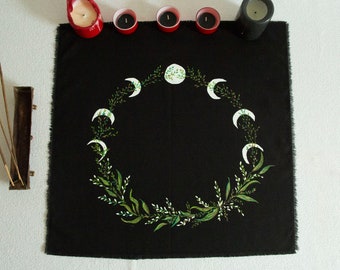 Tarot card cloth, Altar Cloth Witch, Moon phases, Divination cloth, Tarot reading cloth, Ritual, Altar supplies, Magic spell, Witchy gift