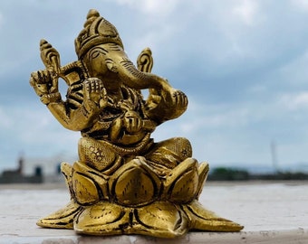 Pequena estátua de Ganesha em latão, deus hindu da sorte (8,5 cm)