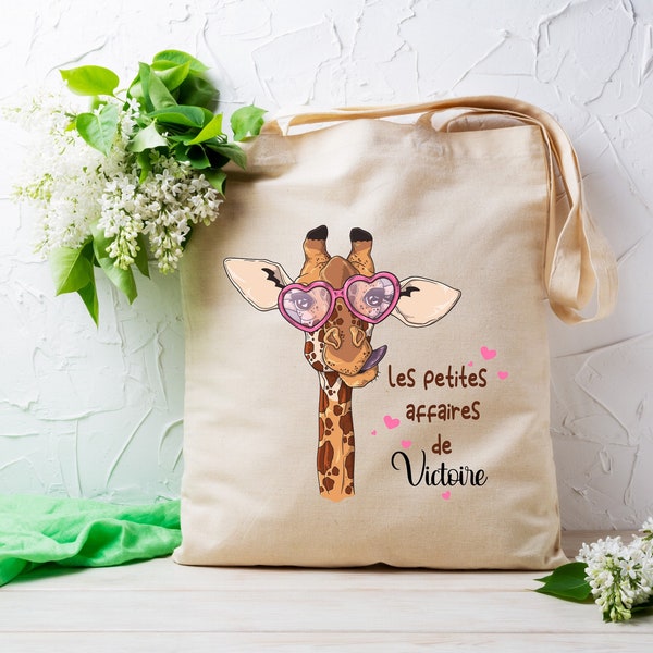 Tote bag personnalisable, "Les petites affaires de.." modèle girafe, cadeau tote bag