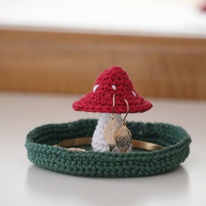 PDF File Mushroom Jewelry Holder, Jewelry Dish, Trinket Crochet Pattern image 2