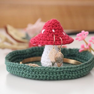 PDF File Mushroom Jewelry Holder, Jewelry Dish, Trinket Crochet Pattern image 4