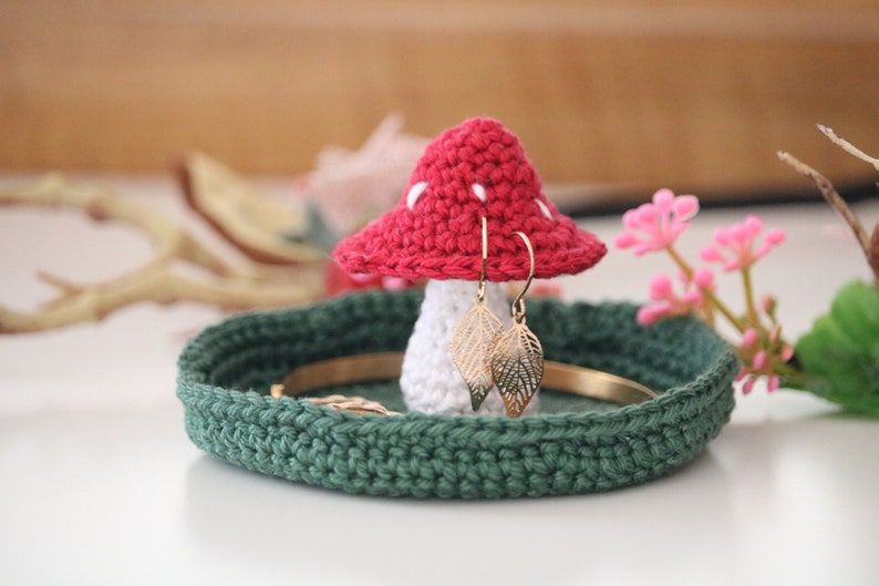 PDF File Mushroom Jewelry Holder, Jewelry Dish, Trinket Crochet Pattern image 4